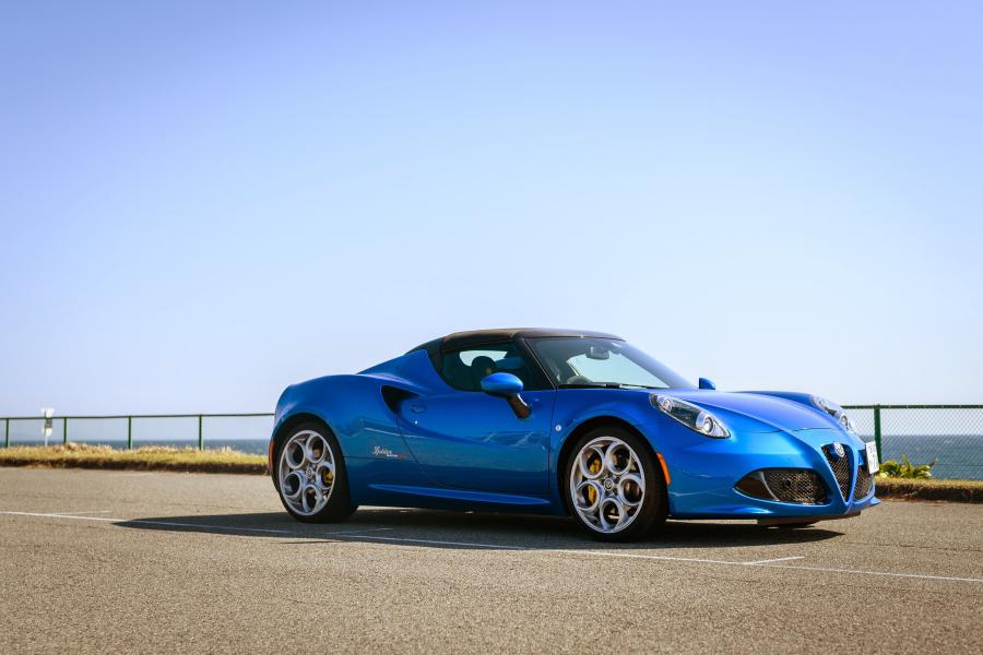  Alfa Romeo 4C Spider Italia (960) 2019 года  (JP) (фото 1 из 10)